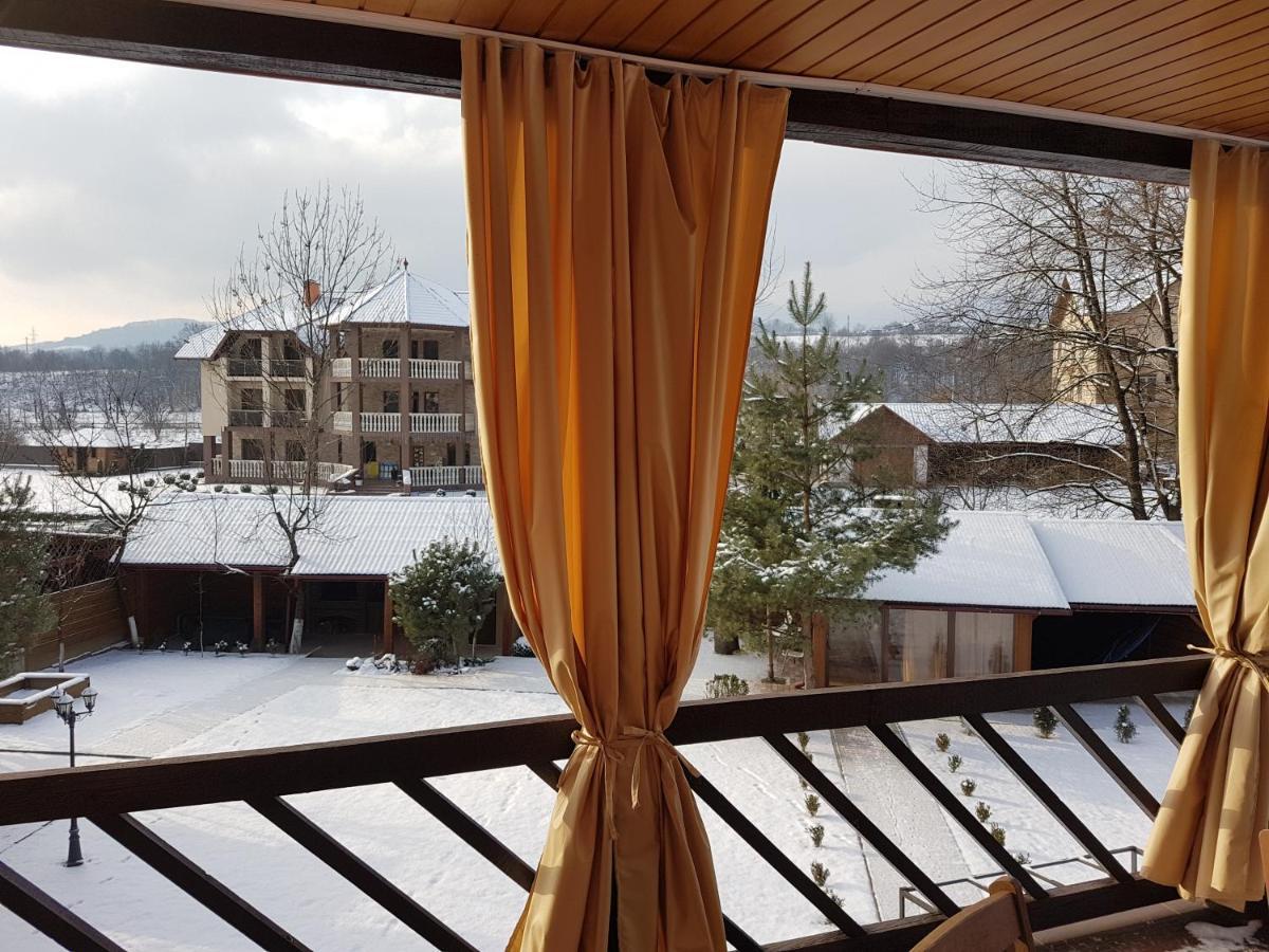 Hotel U Neli à Solochyn Extérieur photo