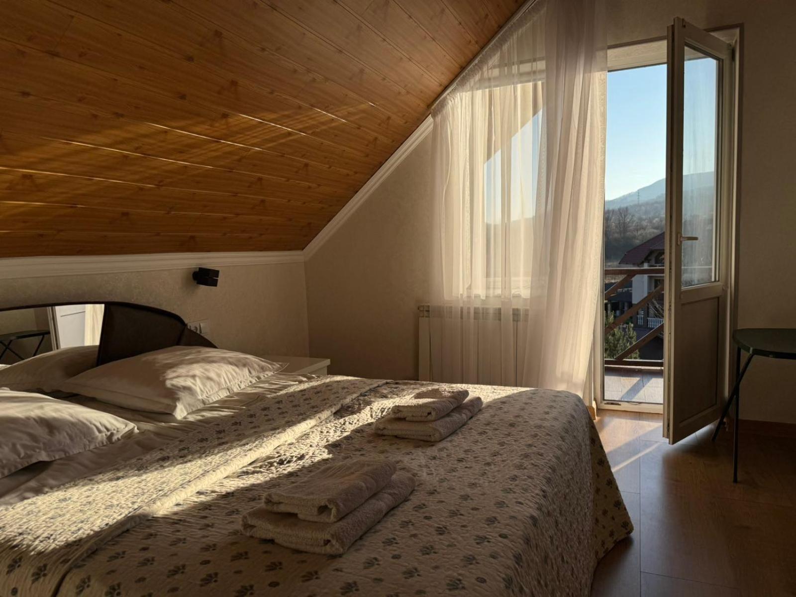 Hotel U Neli à Solochyn Extérieur photo