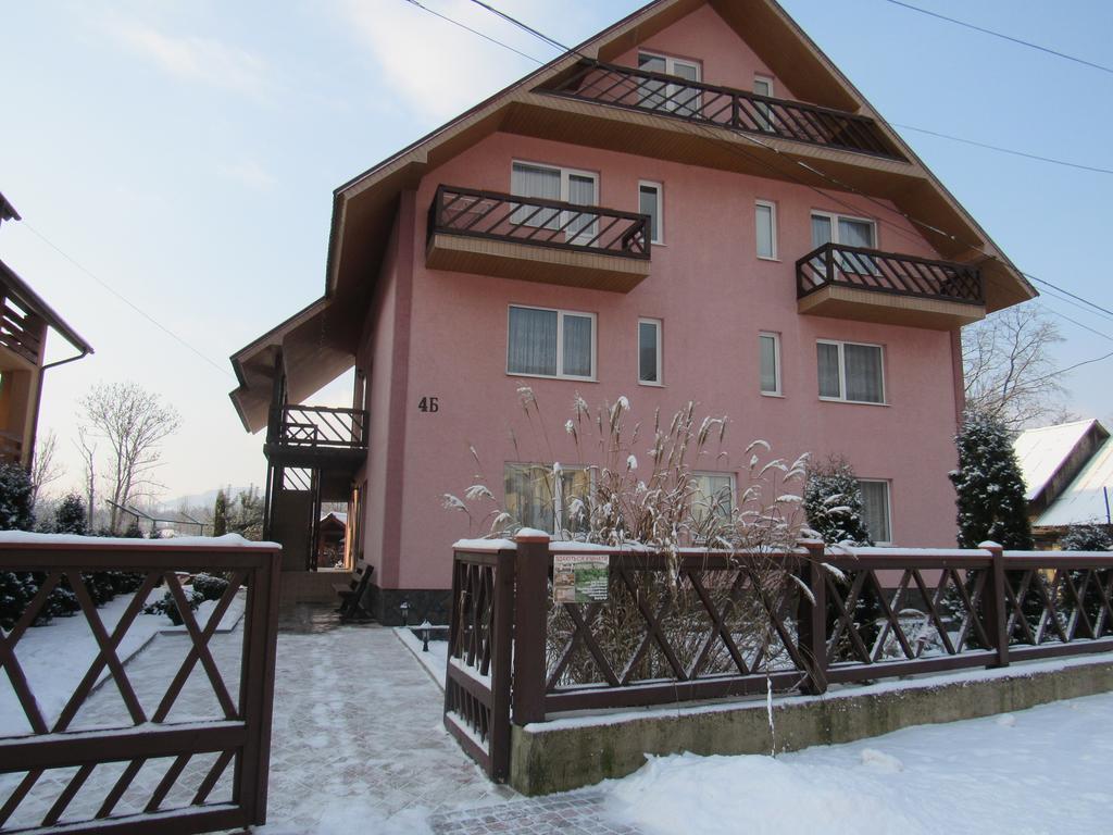 Hotel U Neli à Solochyn Extérieur photo