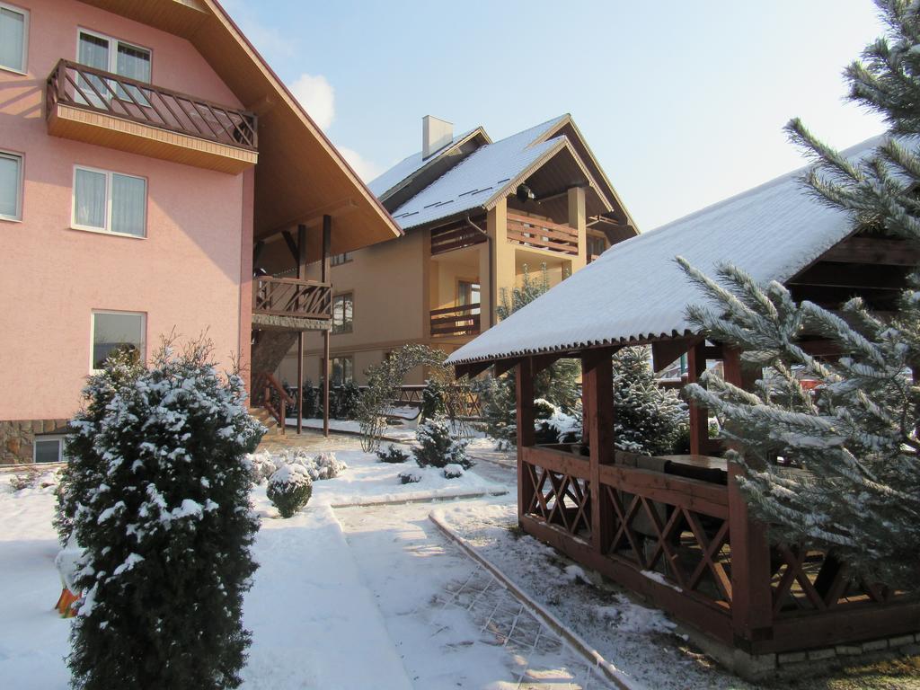 Hotel U Neli à Solochyn Extérieur photo